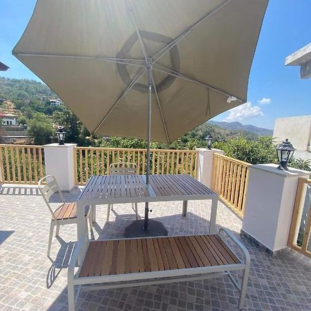 Aprosmeno Jacuzzi House 4 Apartment Agros Exterior photo